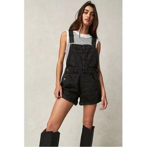 Free People Ziggy Shortalls Black Size Small✨